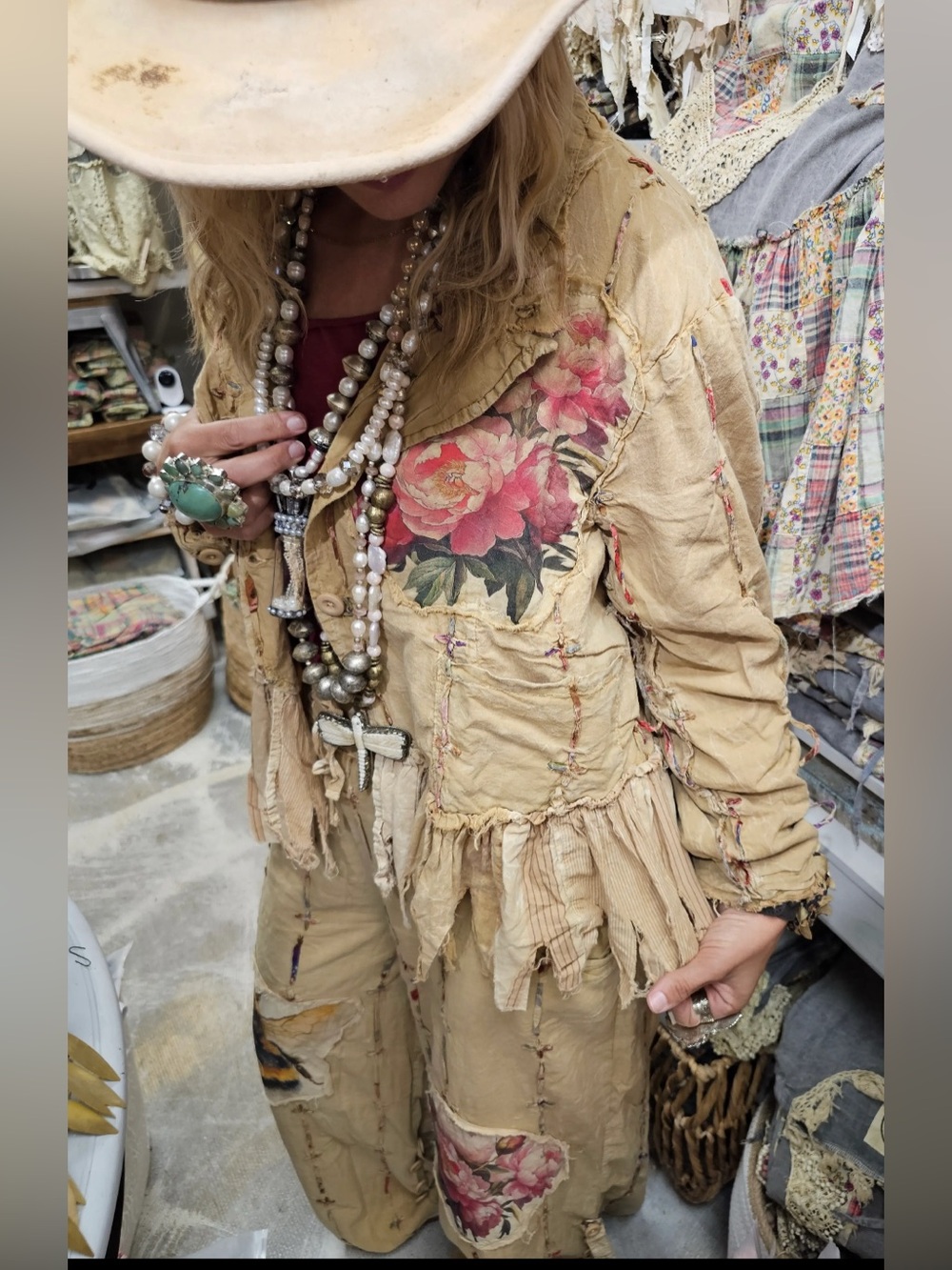 NWT A Rare Bird Bumble Bee Rose Jacket O/S